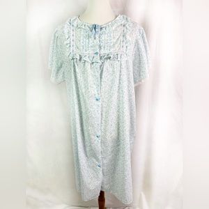 Vintage Pastel Blue Ditsy Floral Pattern Button Up Nightgown Robe XL